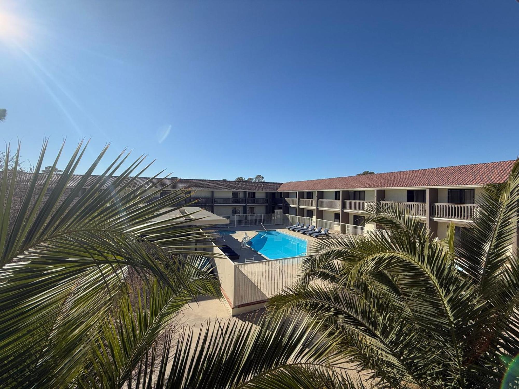 Red Roof Inn Ridgecrest Exterior foto